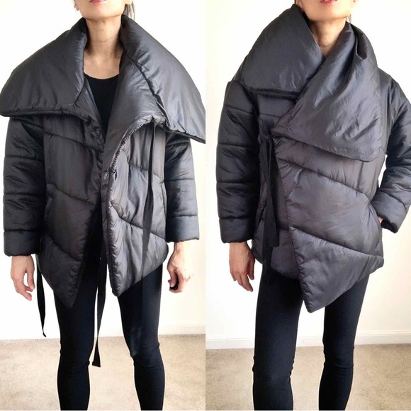 STATEMENT OVERSIZED PUFFER JACKET - BLACK - Picture 2 of 14
